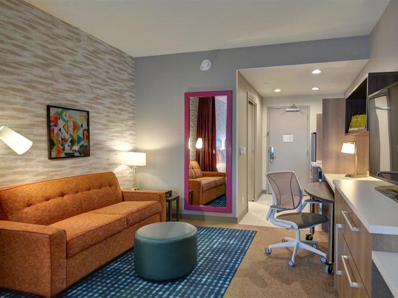 Home2 Suites By Hilton Charlotte Piper Glen Екстериор снимка