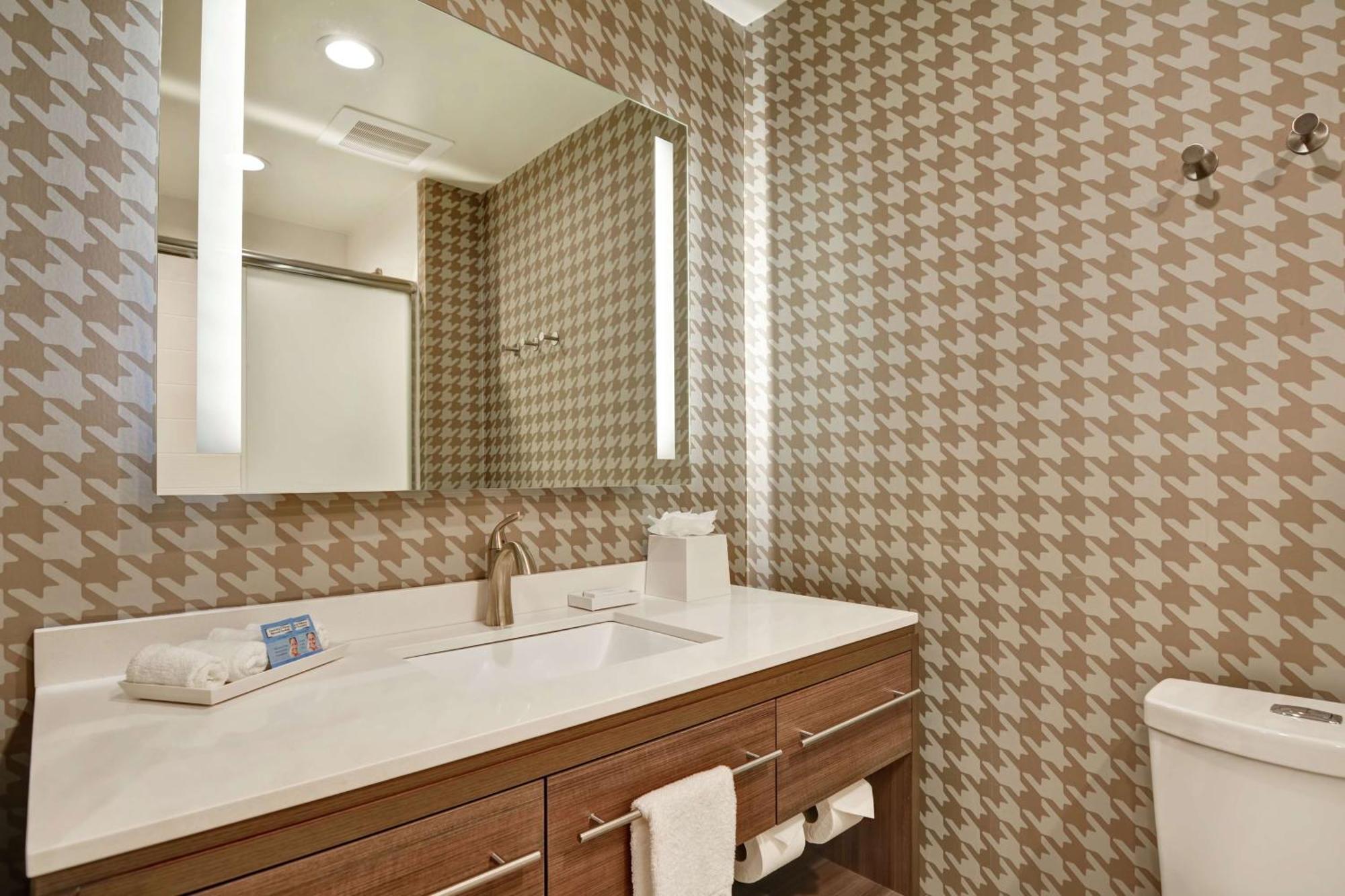 Home2 Suites By Hilton Charlotte Piper Glen Екстериор снимка